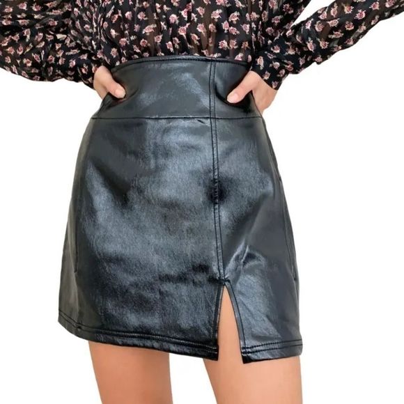 Free People Dresses & Skirts - NWT Free People Holding Onto A Dream Mini Skirt Size 0